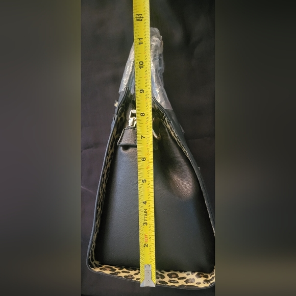 Black and leopard purse - Picture 9 of 9